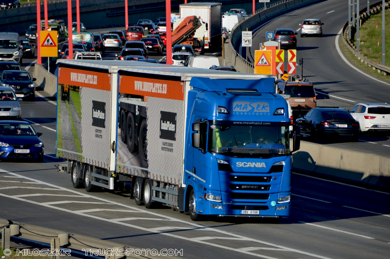 Scania_Masek_3532.JPG