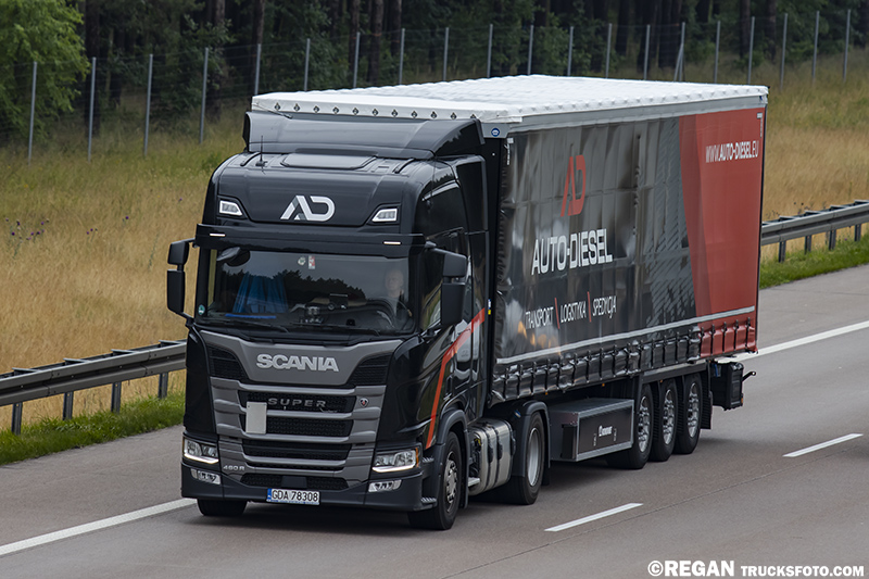 Scania 460R - Auto-Diesel.jpg