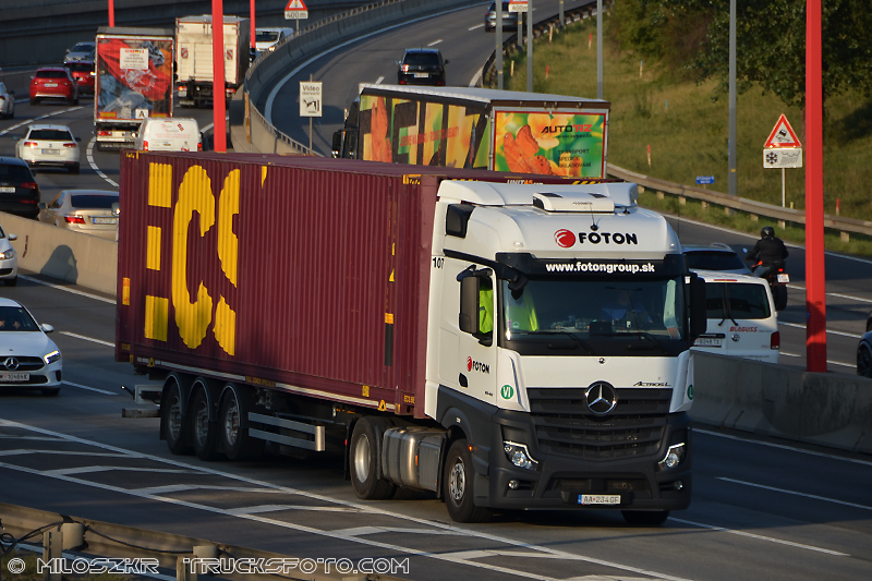 Mercedes Benz Actros MP4_Foton_2236.JPG