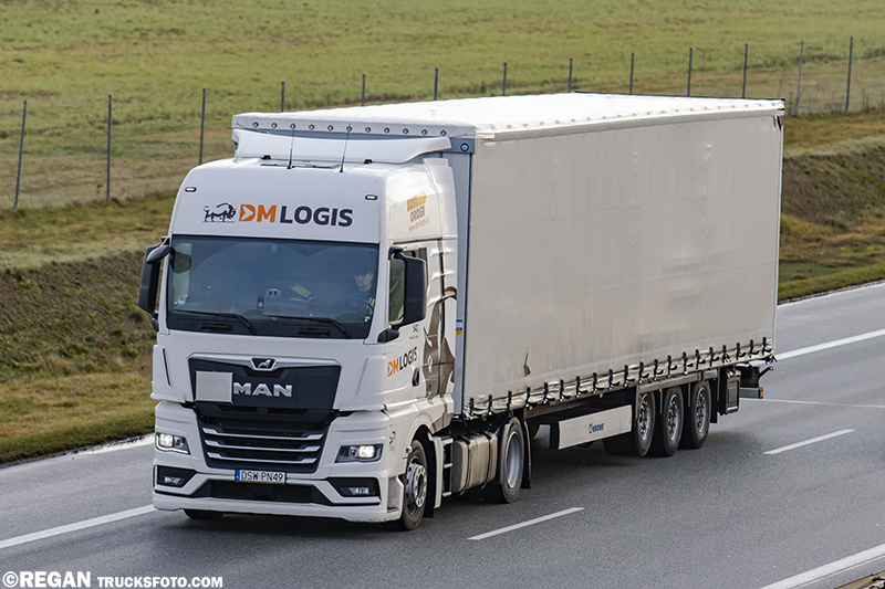 MAN TGX II - DM Logis.jpg