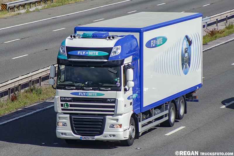 DAF XF105 - Fly by Nite.jpg