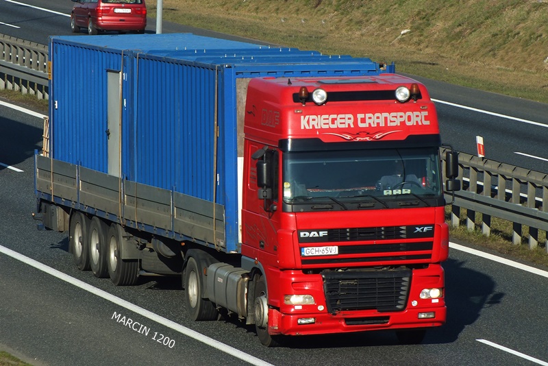 DSCF8485-crop-Krieger Transport-DAF XF 105.jpg