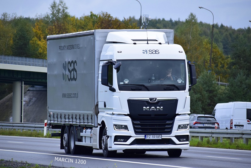 _DSC00011 (2274)-crop-MAN TGX II - SAS.JPG