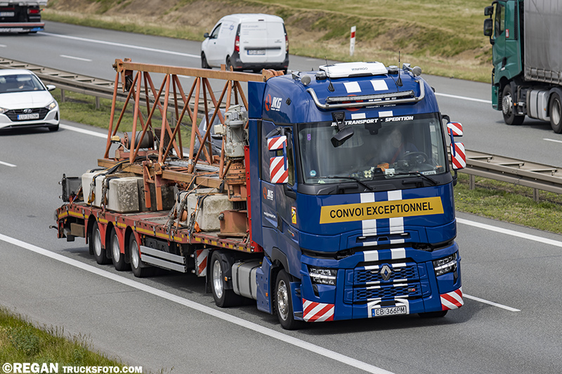 Renault Range T Evo - JKG Transport.jpg