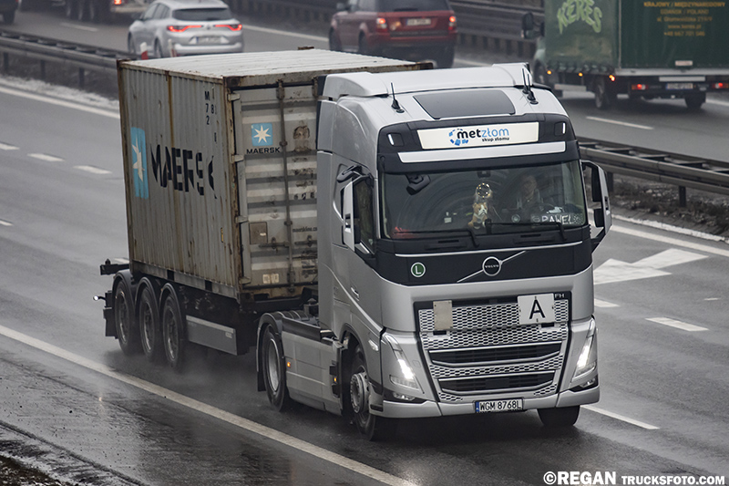 Volvo FH5 - Metzłom.jpg
