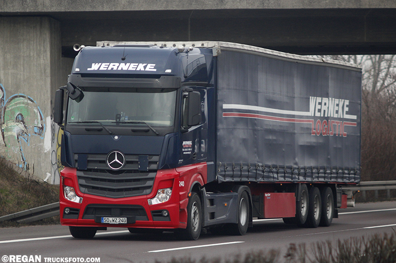 Mercedes-Benz Actros - Werneke.jpg