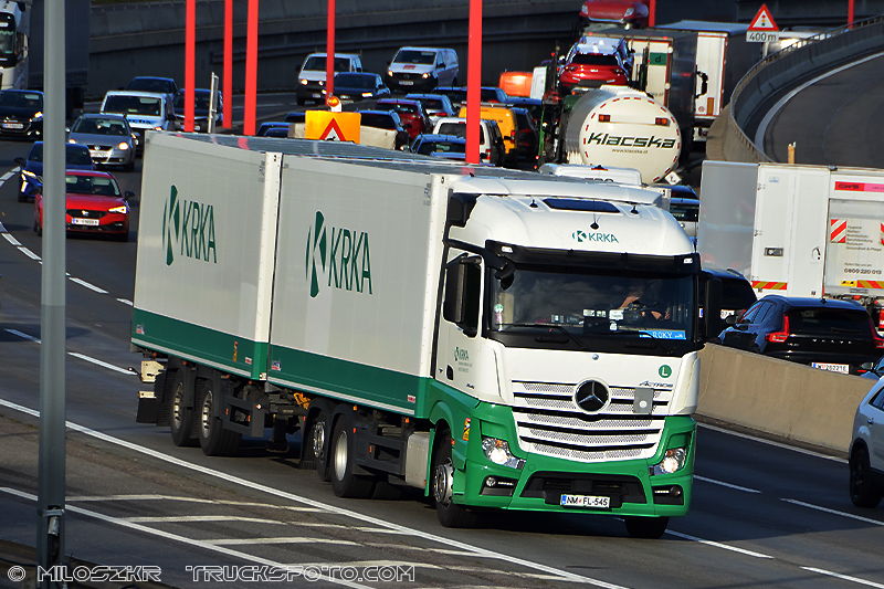 Mercedes Benz Actros MP4_KRKA_3840.JPG