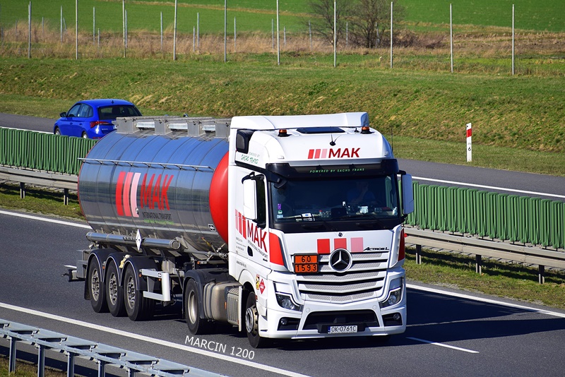 _DSC00011 (106)-crop-MAK-Mercedes-Benz ActrosL MP5.JPG