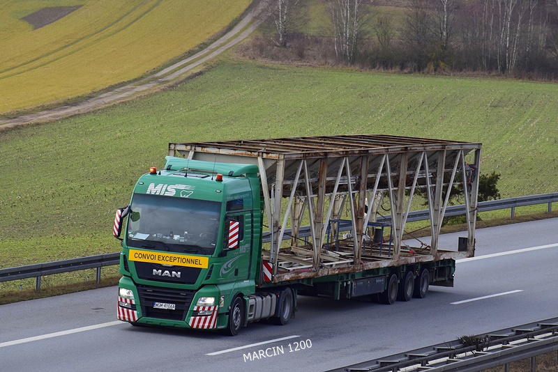 _DSC9580 MIŚ-crop-TRANSPORT-MAN TGX II.JPG