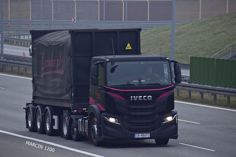 _DSC00011 (67)-crop-LAUDE-Iveco S-Way.JPG