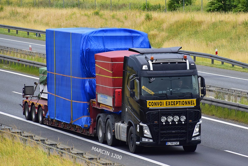 _DSC4830-crop-Zafer Kardesler-VOLVO FH IV.JPG