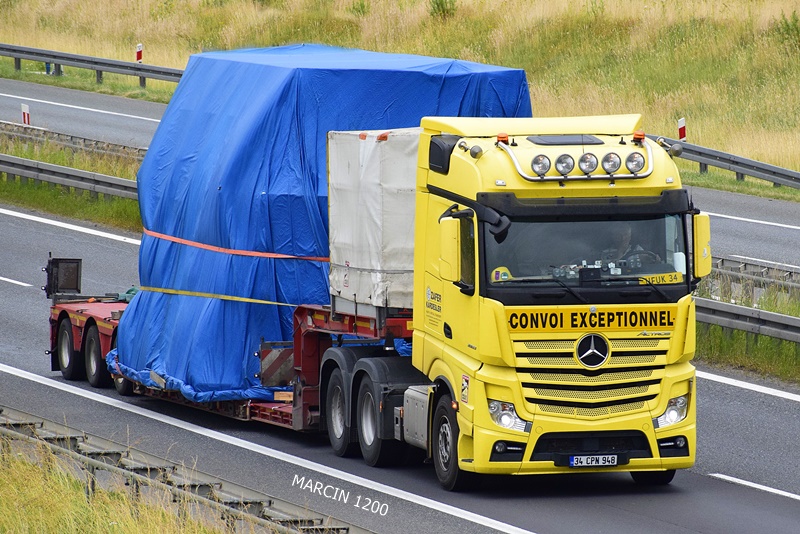 _DSC4831-crop-Zafer Kardesler-ACTROS MPIV.JPG