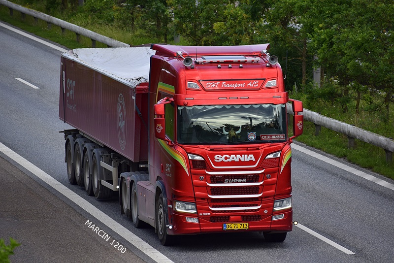 _DSC4338 SHT-crop-SCANIA R520 V8.JPG