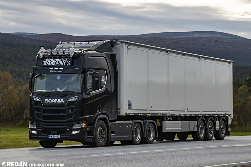 Scania R580 V8 - Nordvest Transport.jpg
