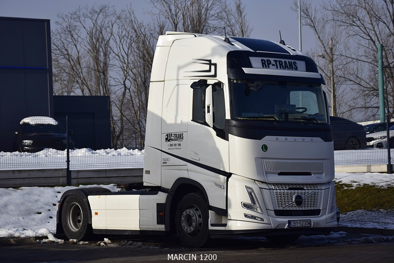 _DSC1050 RP-TRANS-crop-VOLVO FH AERO.JPG