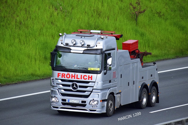_DSC6488 FROHLICH HOLOWNIK-crop-ACTROS MP3.JPG