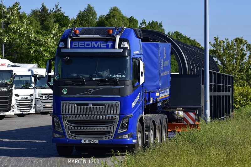_DSC4397-crop-BEDMET-VOLVO FH IV.JPG
