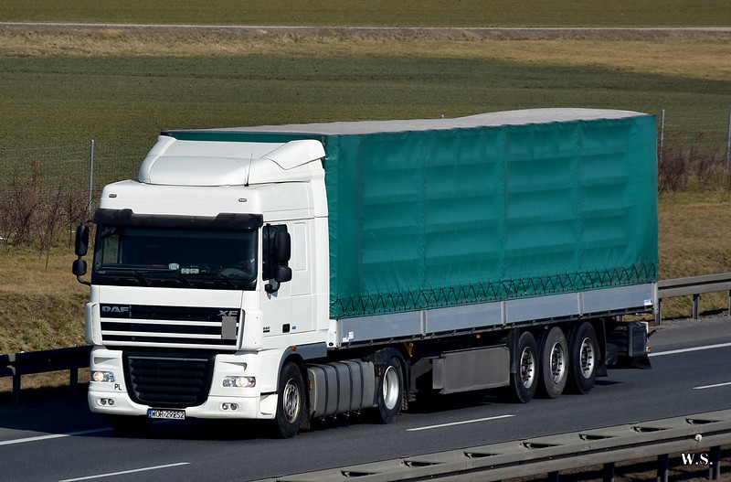 DAF_XF_105_PL_2.jpg