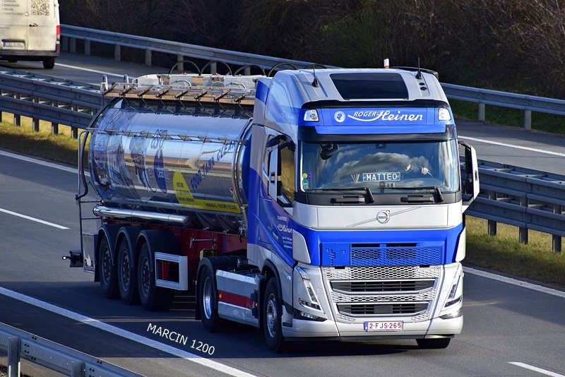 _DSC0385 ROGER HEINEN-crop-VOLVO FH V.JPG