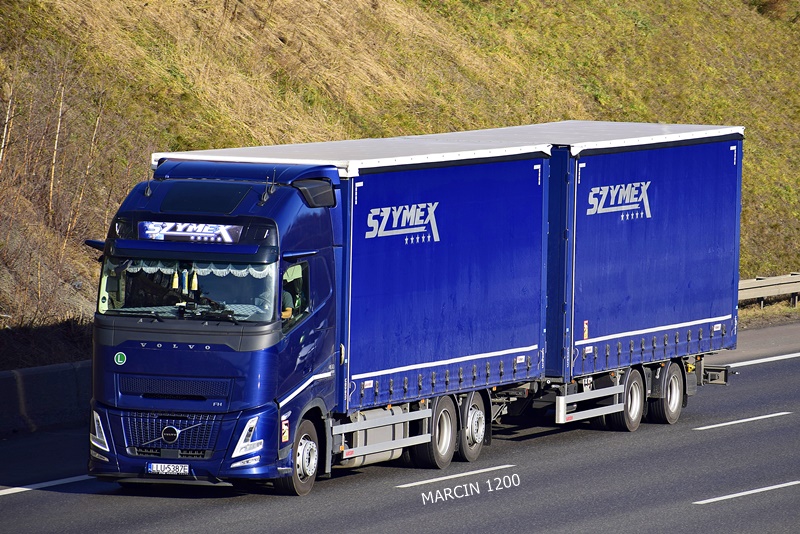 _DSC1203 SZYMEX-crop-VOLVO FH AERO.JPG