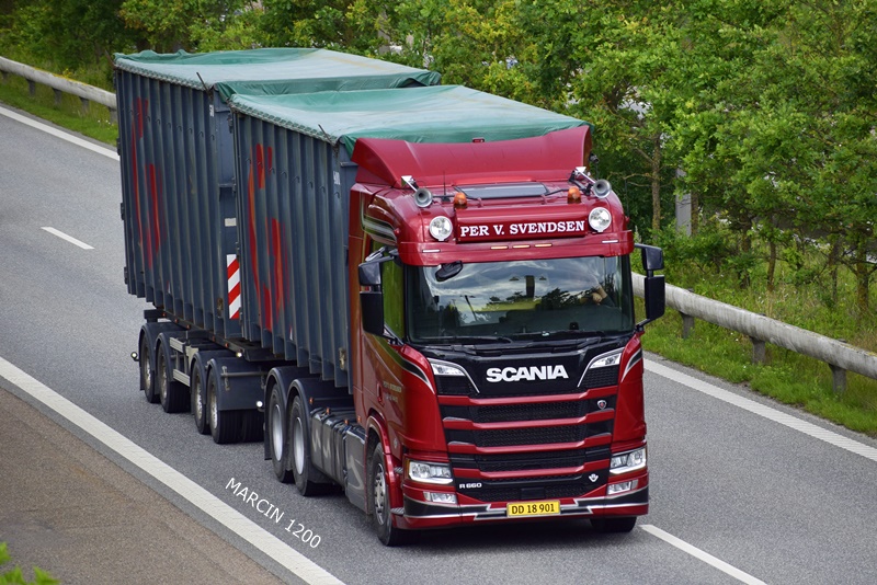 _DSC4446 PER V. SVENDSEN-crop-SCANIA R660 V8.JPG