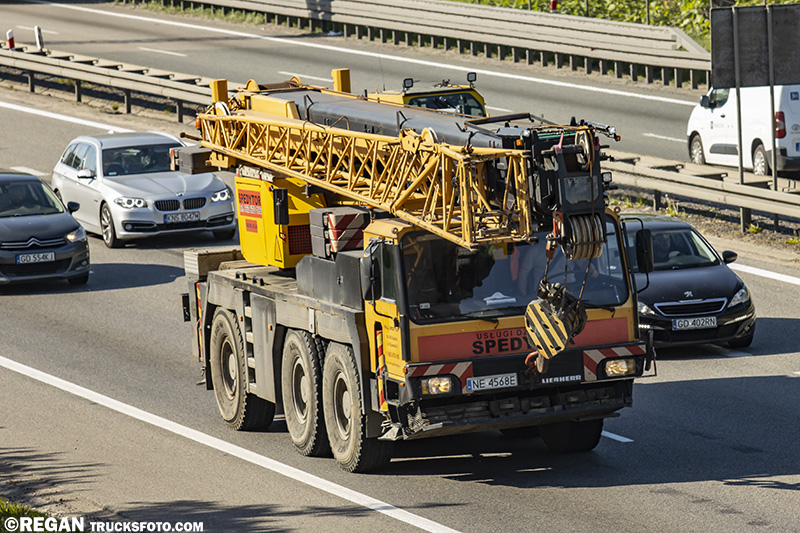 Liebherr UTM Spedytor.jpg