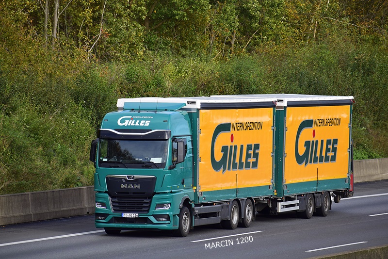 _DSC7958 GILLES-crop-MAN TGX II.JPG