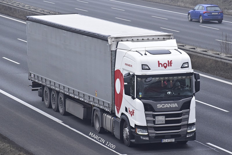 _DSC1084 HOLF-crop-SCANIA R500 NG.JPG