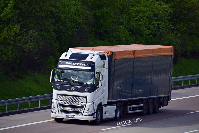 _DSC1416 SKRYJA-crop-VOLVO FHV.JPG