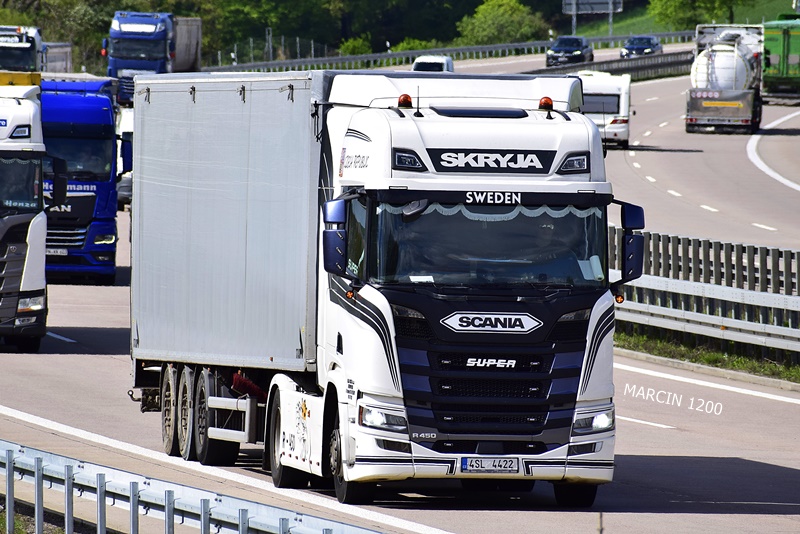 _DSC2753 SKRYJA-crop-SCANIA R450 NG.JPG