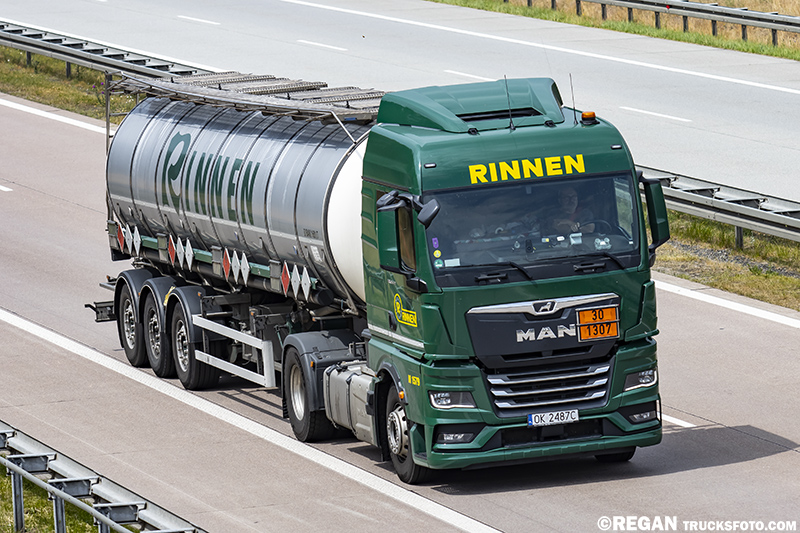 MAN TGX II - Rinnen.jpg