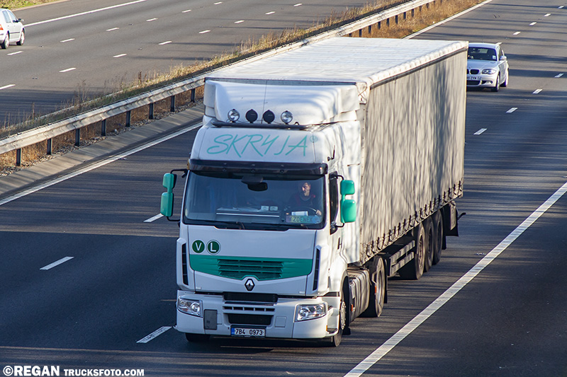 Renault Premium - Skryja.jpg