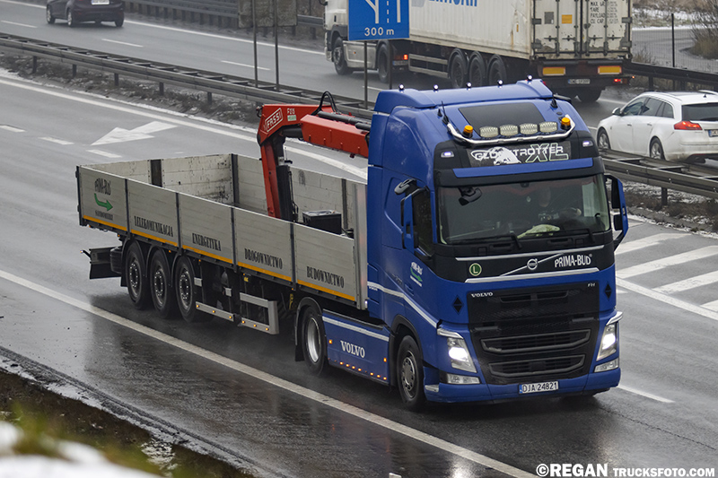 Volvo FH4 - Prima-Bud.jpg