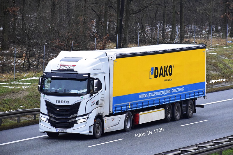_DSC0876 FORCZEK-crop-IVECO S-WAY.JPG