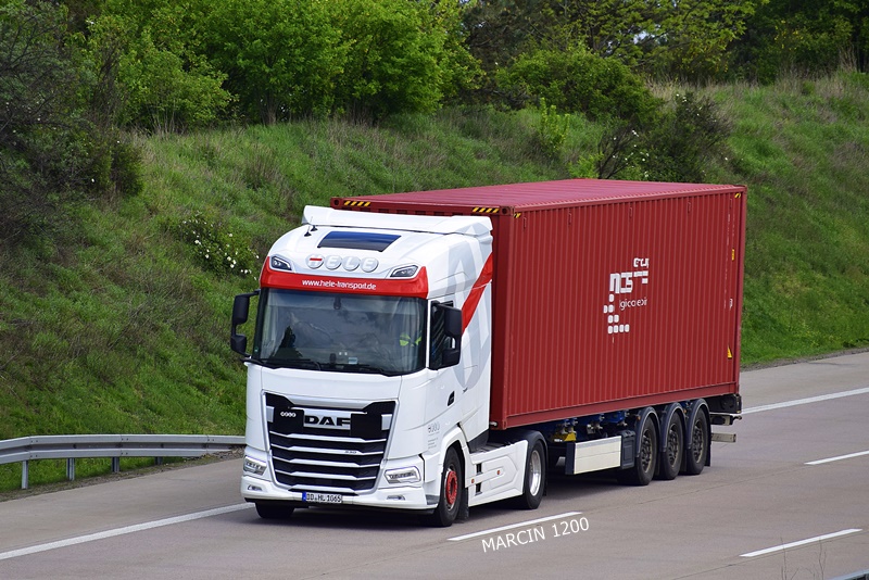 _DSC1742 HELE-crop-DAF XG.JPG