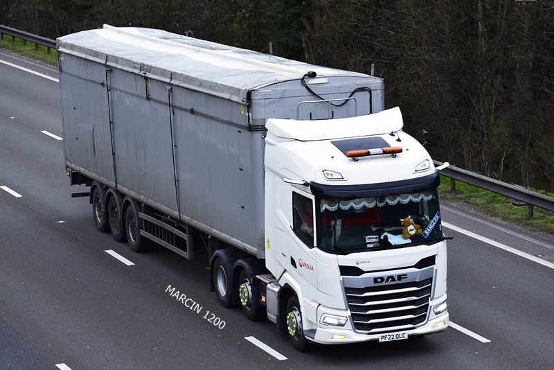_DSC0067-crop-VEOLIA-DAF XG.JPG