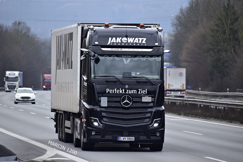 _DSC1252 JAKOWATZ TRANSPORTE-crop-ActrosL MP5.JPG
