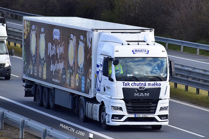 _DSC0308 MADETA-crop-MAN TGX II.JPG