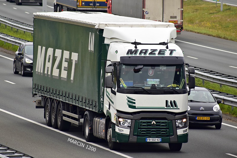 _DSC4298 MAZET-crop-RENAULT RANGE-T.JPG