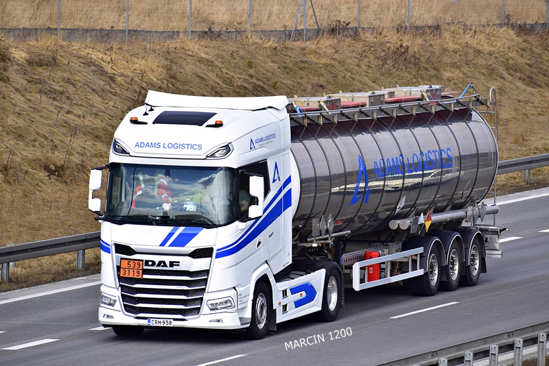 _DSC1578 ADAMS LOGISTICS-crop-DAF XG+.JPG
