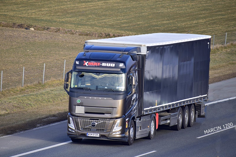 _DSC1714 MAT-BUD-crop-VOLVO FH AERO.JPG