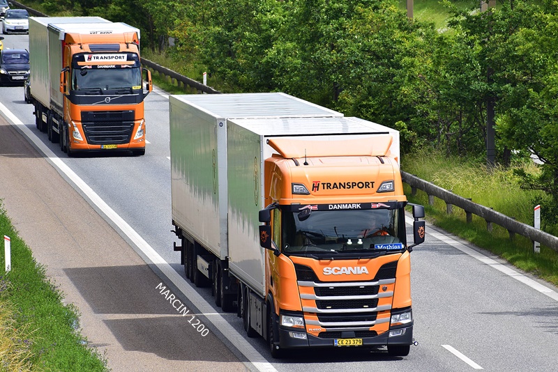 _DSC4862 HT TRANSPORT-crop-SCANIA R450 NG-25,25m.JPG