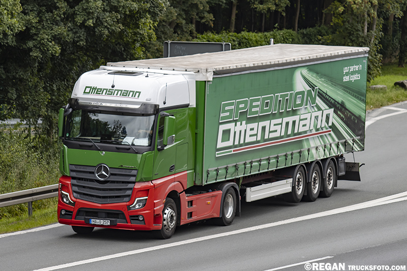 Mercedes-Benz Actros - Ottensmann.jpg