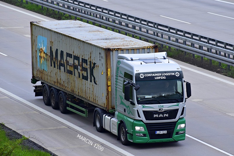 _DSC6288 EKB-crop-MAN TGX.JPG