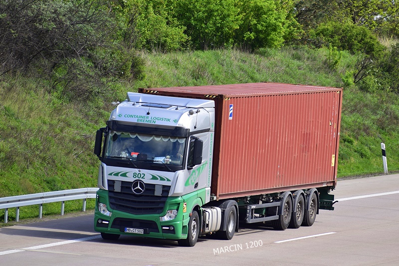 _DSC1581 EKB-crop-Mercedes-Benz Actros MP4.JPG