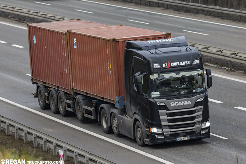 Scania R450 - UT Kowalewski.jpg