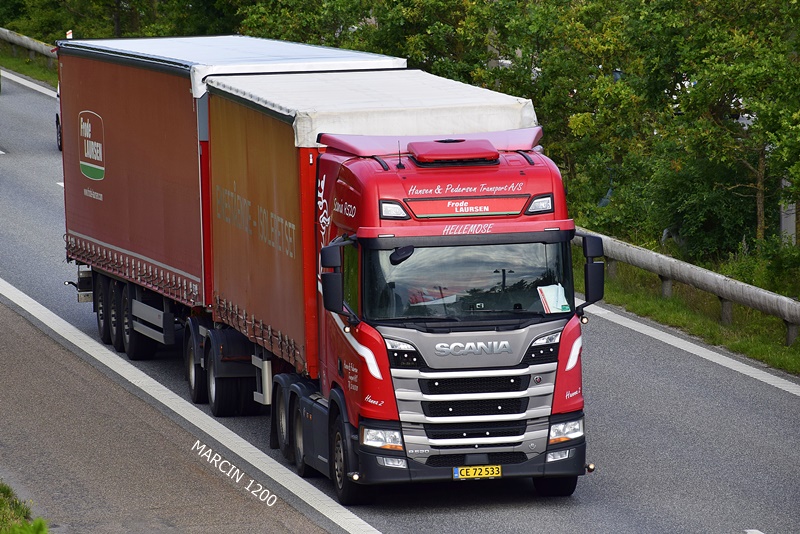 _DSC4378 HANSEN PEDERSEN-crop-SCANIA R520 V8- 25,25m.JPG