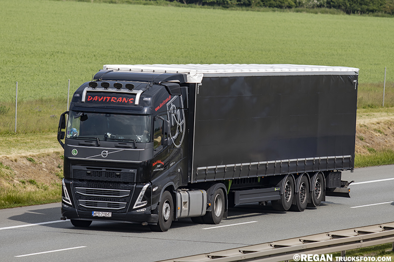 Volvo FH5 - Davitrans.jpg