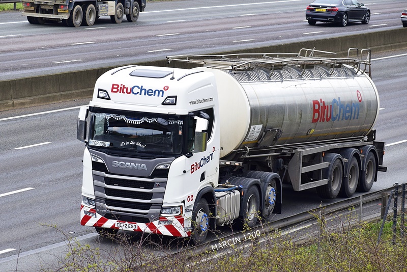_DSC0367-crop-BituChem-SCANIA R530 V8.JPG