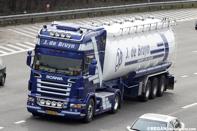 Scania R500 V8 - J. de Bruyn.jpg